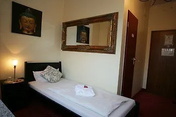 Hotel An Der Oper Duesseldorf Düsseldorf